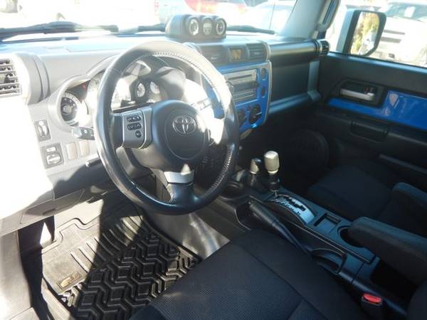 2007 Toyota FJ Cruiser - Low Rates Available! - cars & trucks - by... for sale in Oakdale, MN – photo 15