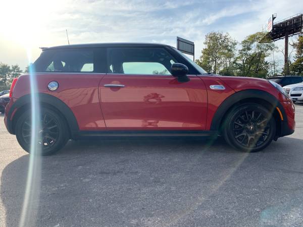 2015 MINI Hardtop Cooper S 53k miles Red 6-Speed Manual - cars & for sale in Jeffersonville, KY – photo 6