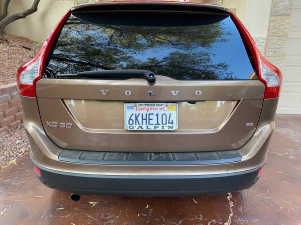 *** 2010 Volvo XC60 3.2 SUV for sale *** - cars & trucks - by owner... for sale in Las Vegas, NV