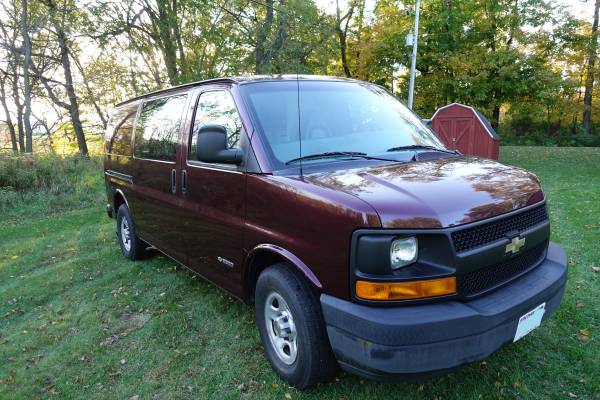 2003 Chevy Express 2500 LOW MILES for sale in Clintonville, WI – photo 4