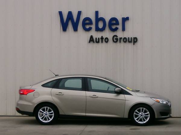 2016 Ford Focus SE-38k Miles! Runs and Drives Perfect! - cars &... for sale in Silvis, IA – photo 6