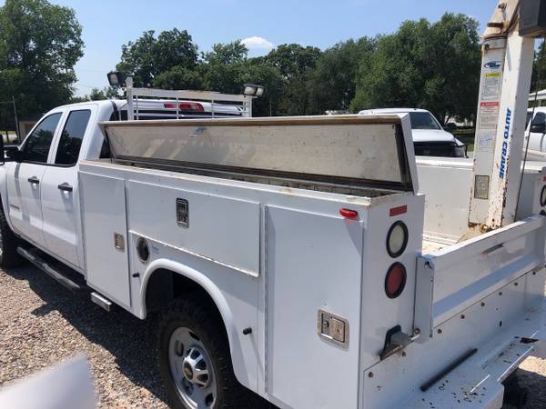 2015 CHEVROLET K2500 CREW CAB 4WD UTILITY BED W/ AUTO CRANE LIFT for sale in Stratford, MO – photo 6