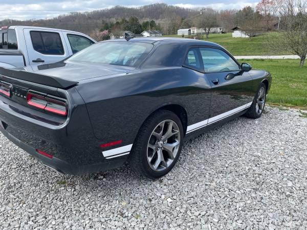 2017 Dodge Challenger - - by dealer - vehicle for sale in LONDON, KY – photo 5