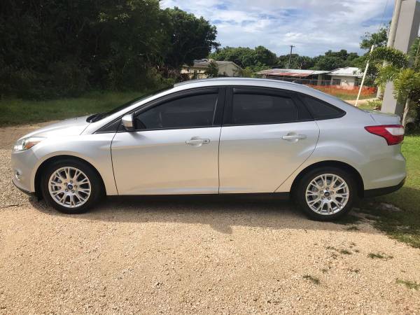 2012 Ford Focus SE edition - cars & trucks - by owner for sale in Other, Other – photo 3
