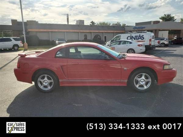 2004 Ford Mustang coupe V6 (Torch Red) for sale in Cincinnati, OH – photo 2