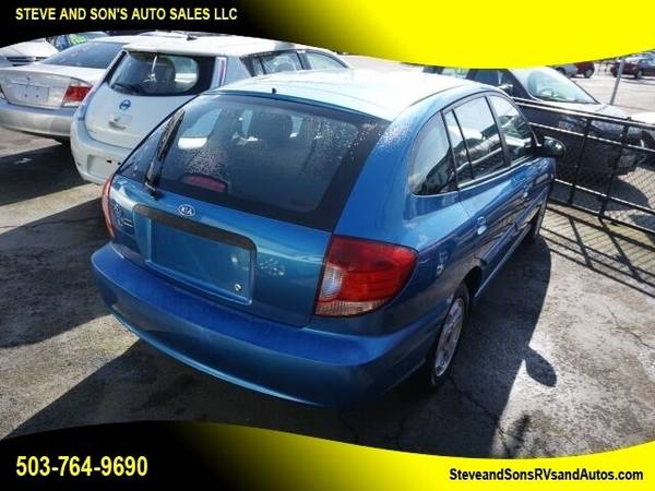 2003 Kia Rio Cinco 4dr Wagon - - by dealer - vehicle for sale in Happy valley, OR – photo 3