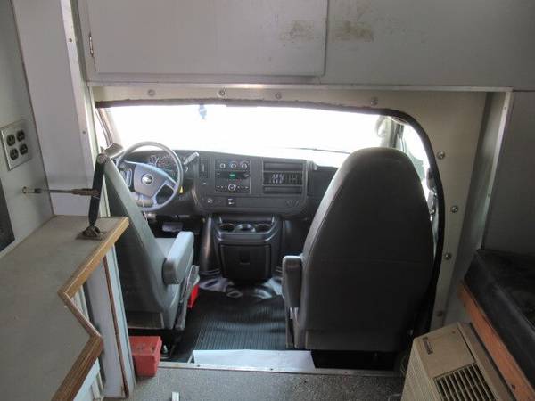 2011 Chevrolet Express 3500 Sewer Truck 16 BOX TRUCK 6 0L V8 Gas for sale in LA PUENTE, CA – photo 15