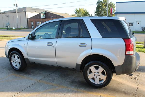2004 Saturn Vue AWD V6 for sale in Waterloo, IA – photo 5