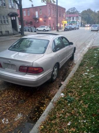 1999 Toyota Avalon Runs super great no lights on $2000 - cars &... for sale in milwaukee, WI – photo 3