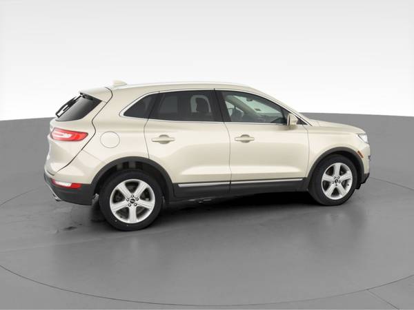 2017 Lincoln MKC Premiere Sport Utility 4D suv Gold - FINANCE ONLINE... for sale in Pittsburgh, PA – photo 12