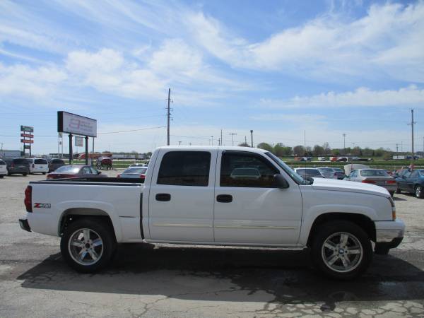 07 Chevy Silverado Crew 4x4 as low as 3000 down and 99 a week ! for sale in Oak Grove, MO – photo 4