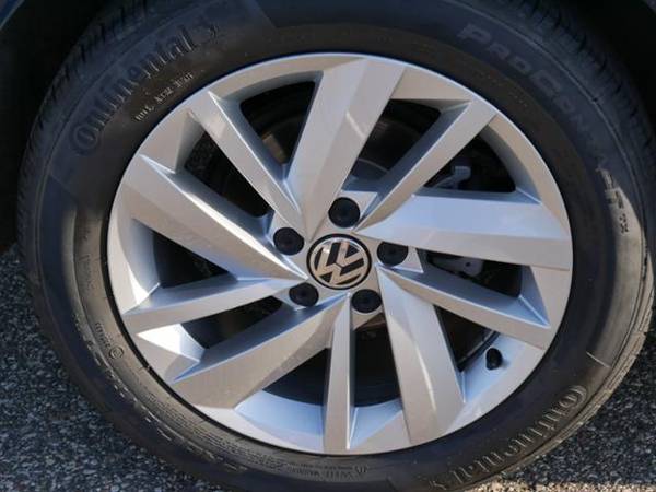 2018 Volkswagen Passat 2.0T SE for sale in Burnsville, MN – photo 16