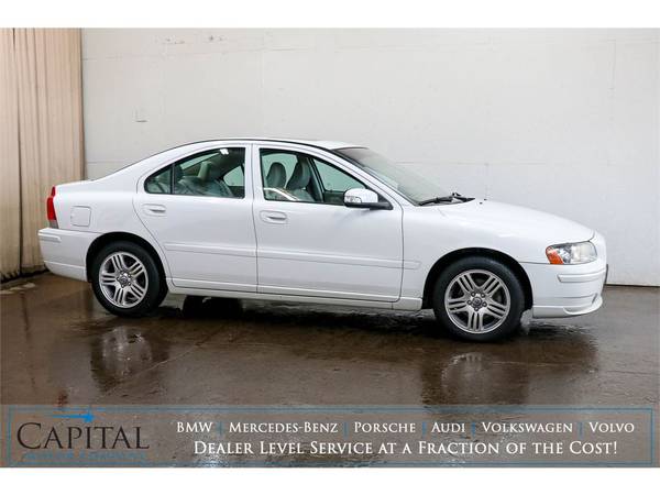 Gets 27MPG! Sporty '09 Volvo S60 Turbo w/Moonroof, Aux Audio - cars... for sale in Eau Claire, MI – photo 2