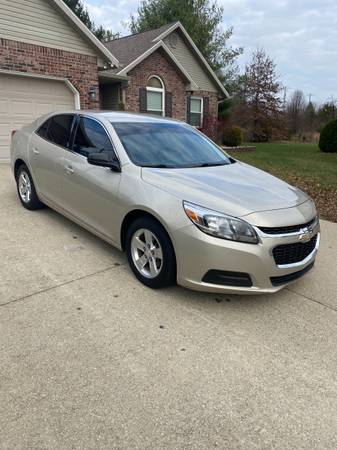 2015 Chevy Malibu - cars & trucks - by owner - vehicle automotive sale for sale in Clear Creek, IN – photo 3