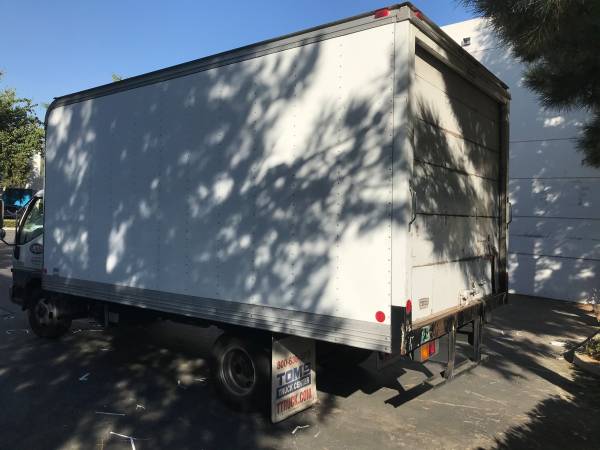 Low Mileage 16' box truck! Ready to work for sale in Phoenix, AZ – photo 4