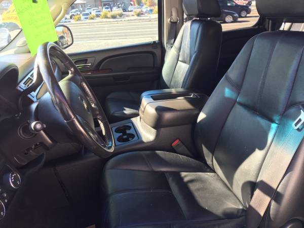 *2009 Chevy Suburban LT 4WD!!! Loaded Leather!!! New Tires!!! for sale in Billings, MT – photo 8
