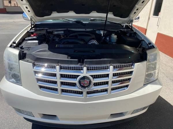 2007 Cadillac Escalade AWD All Wheel Drive SUV - - by for sale in Tucson, AZ – photo 16