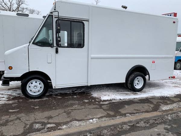 2001 Ford E-350 12 FOOT STEPVAN 17, 000 MILES MULTIPLE - cars & for sale in Other, District Of Columbia – photo 13