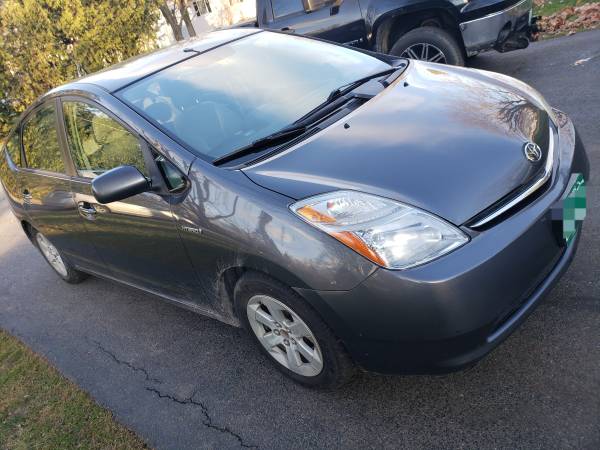 2009 Toyota Prius. - cars & trucks - by owner - vehicle automotive... for sale in Shelburne, VT – photo 2