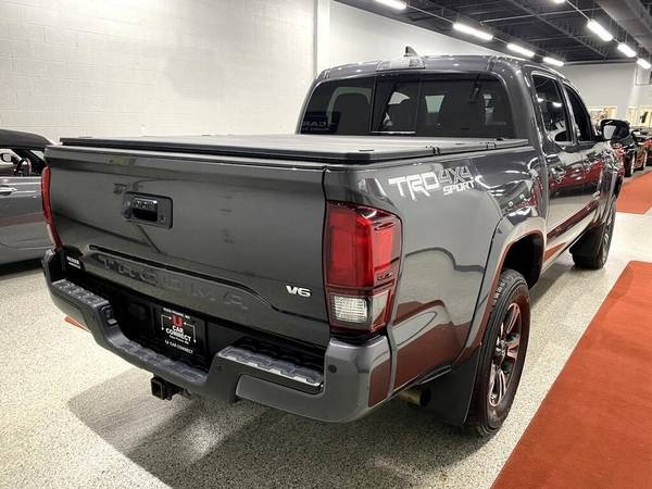 2018 Toyota Tacoma 4x4 4WD Truck SR Double Cab 5 Bed V6 AT (Natl) for sale in Eden Prairie, MN – photo 11
