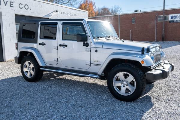 2009 Jeep Wrangler Unlimited Sahara - - by dealer for sale in Fayetteville, AR – photo 4