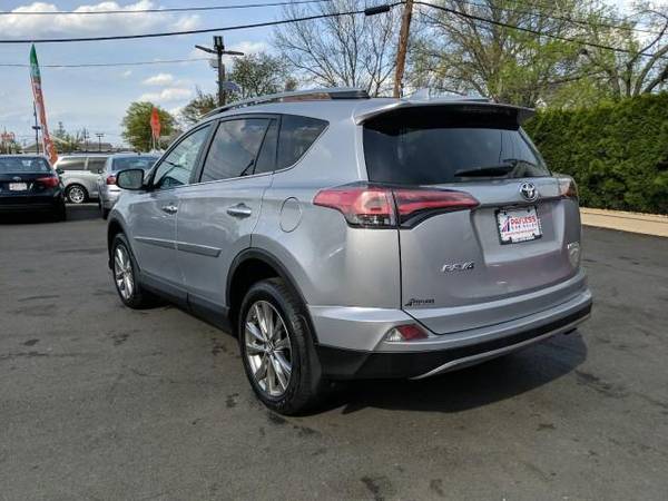 2018 Toyota RAV4 - - by dealer - vehicle automotive for sale in south amboy, NJ – photo 7