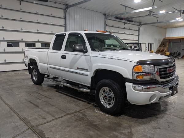2006 GMC 2500HD for sale in Orion, IA – photo 4