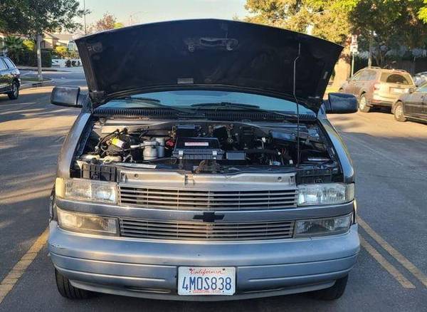 2000 Chevrolet Chevy Astro Passenger Minivan 3D - FREE CARFAX ON... for sale in Los Angeles, CA – photo 22