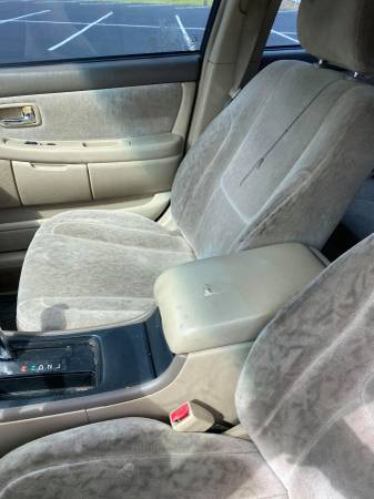 2004 Toyota Avalon XL - - by dealer - vehicle for sale in Greenbrier, AR – photo 11