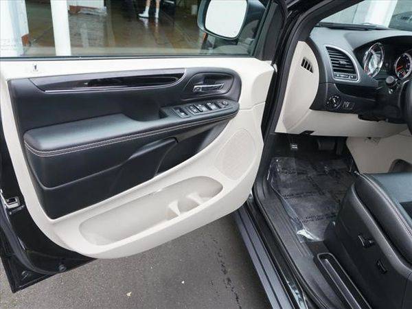 2018 Dodge Grand Caravan SXT **100% Financing Approval is our goal** for sale in Beaverton, OR – photo 8