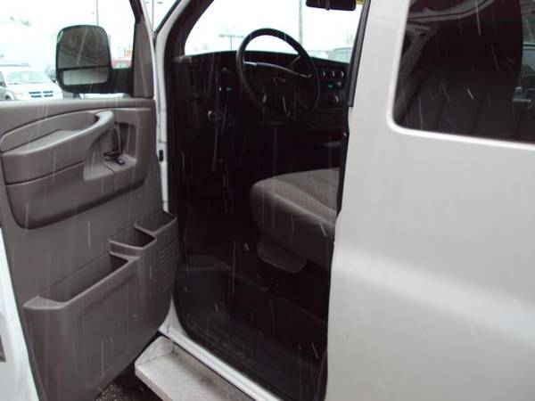 2014 Chevrolet Express Passenger QUIGLEY 4X4 12 PASSENGER VAN... for sale in waite park, OR – photo 15