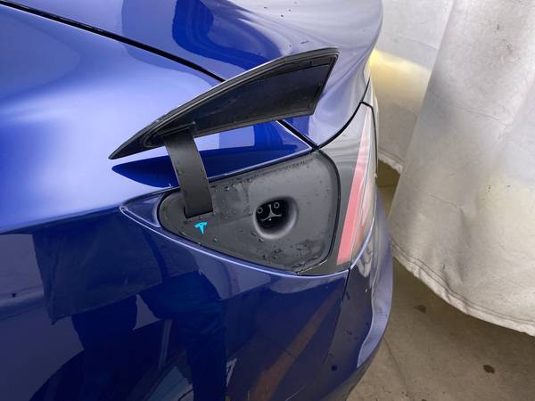 2019 Tesla Model 3 Mid Range Sedan 4D sedan Blue - FINANCE ONLINE -... for sale in Indianapolis, IN – photo 19