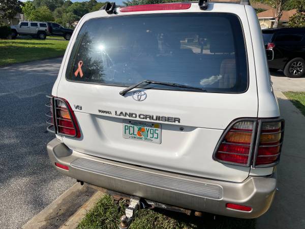 2001 Toyota Land Cruiser 4wd 8 passenger 151k white/tan - cars & for sale in St. Augustine, FL – photo 3