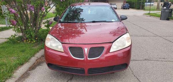 Looking to sell my 08 Pontiac G6 GT for sale in Farmington, MI – photo 2