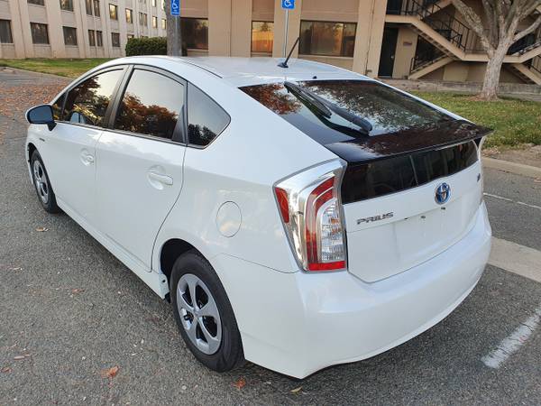 2013 Toyota Prius Two, only 24K miles! - - by dealer for sale in Fairfield, CA – photo 7