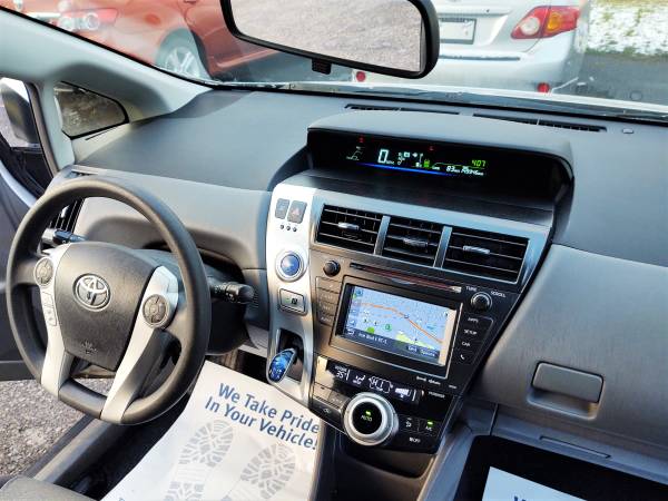 *1-OWNER* 2014 TOYOTA PRIUS V WAGON III NAVIGATION ENTUNE APP CAMERA... for sale in Syracuse, NY – photo 8