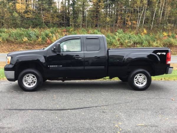 2008 GMC Sierra 2500HD 4WD Ext Cab 143.5" WT for sale in Hampstead, NH – photo 4