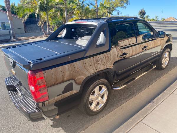 2007 Chevrolet Avalanche LTZ Black on Black Clean Title New Trans.!... for sale in Oceanside, CA – photo 2