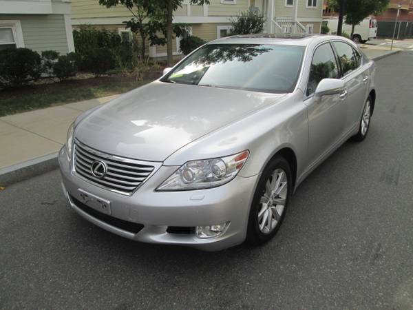 2010 LEXUS LS460 ALL WHEEL DRIVE ALL SERVICE RECORDS LOADED TO THE... for sale in Brighton, MA – photo 9