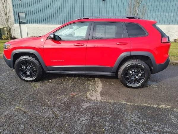 2019 Jeep Cherokee 4x4 4WD Trailhawk Elite SUV - - by for sale in Salem, OR – photo 8