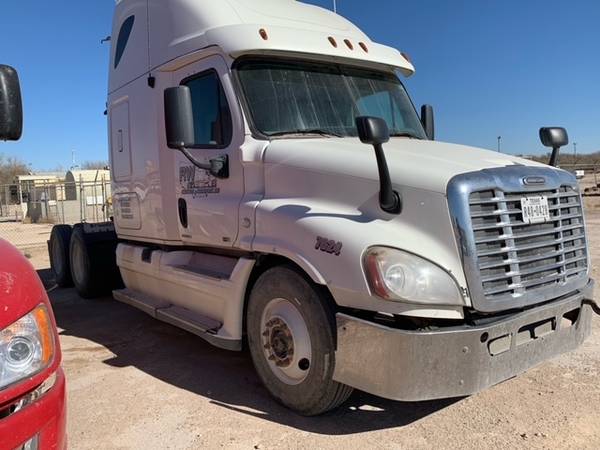 2011 Freightliner Cascadia - cars & trucks - by owner - vehicle... for sale in Odessa, TX