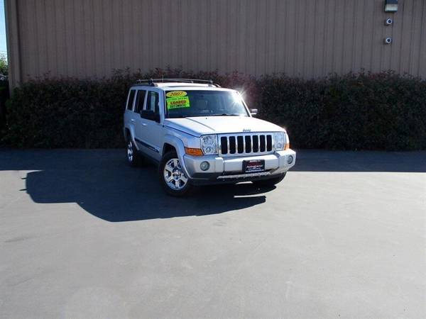 2007 Jeep Commander Limited for sale in Manteca, CA – photo 2