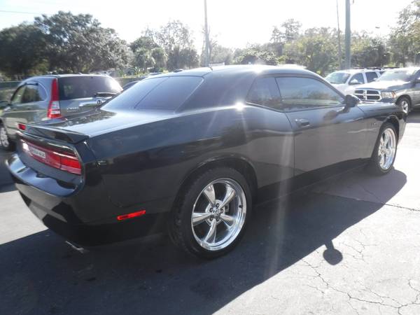 2010 Dodge challenger RT Hemi Classic - cars & trucks - by dealer -... for sale in New Port Richey , FL – photo 7
