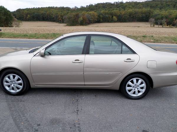 2003 TOYOTA CAMRY XLE - In excellent conditio 3.0L for sale in Stewartsville, PA – photo 8