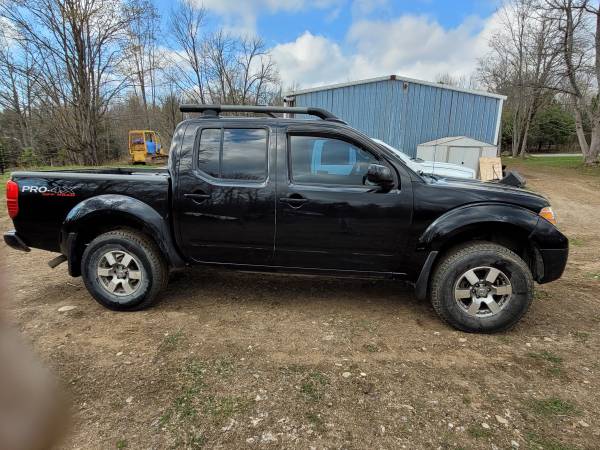 2012 Nissan Frontier PRO 4X for sale in Lyons Falls, NY – photo 2