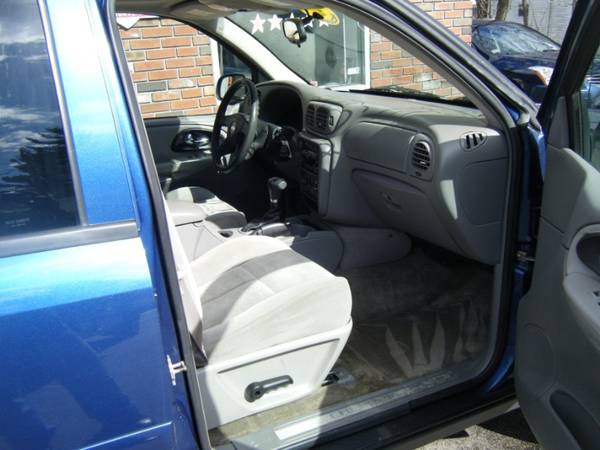 2006 Chevrolet TrailBlazer LS 4WD for sale in Chelmsford, MA – photo 16