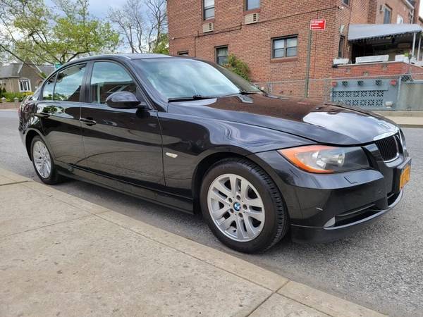 2007 BMW 3 Series 328xi Sedan (MANUAL transmission) for sale in Middle Village, NY