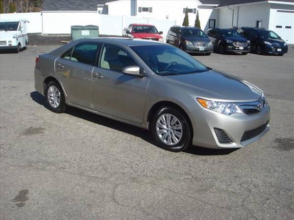 2014 Toyota Camry LE - CALL/TEXT - - by dealer for sale in Haverhill, MA – photo 3