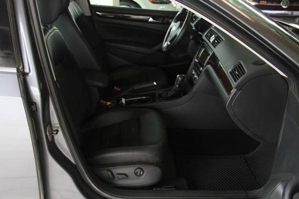 2014 VW Volkswagen Passat TDI SEL Premium coupe Gray for sale in Austin, TX – photo 16