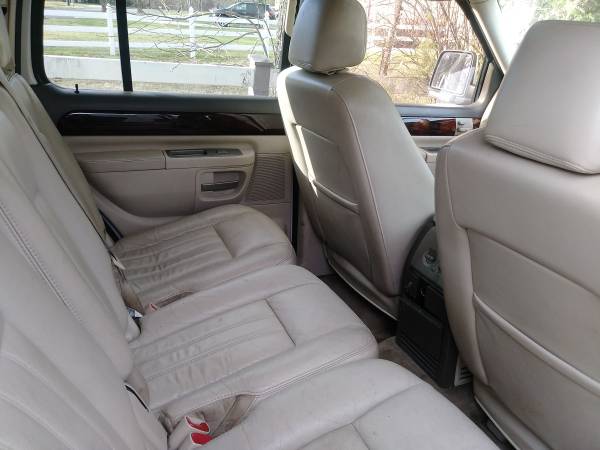 2004 Lincoln Aviator $2500 , 4x4 , DVD - cars & trucks - by dealer -... for sale in Fort Washington, District Of Columbia – photo 11